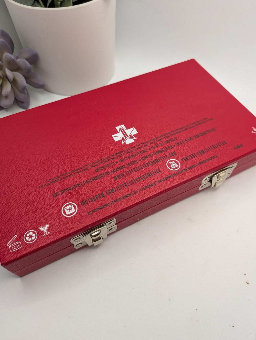 Jeffree Star 'Blood Sugar'  Eyeshadow Palette Case - Picture 2 of 5